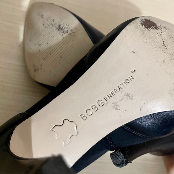 BCBGeneration ‘Cloie’ Black Leather PointyToe Boot - Picture 6 of 6